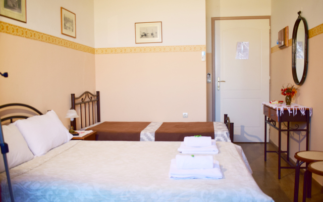 Stoa Rooms Apartments