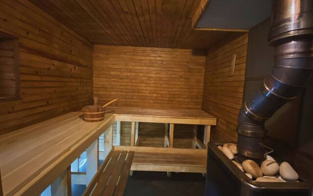 Tipi Yukki Guest House