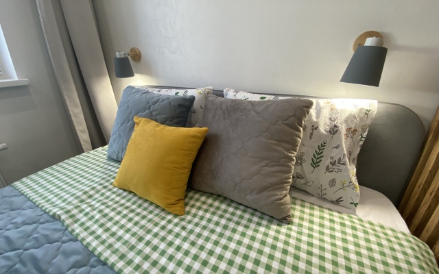 V Tsentre Na Chernyshevskogo Flat