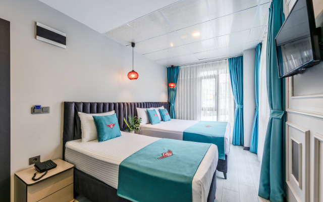 Отель Solin Airport Hotel