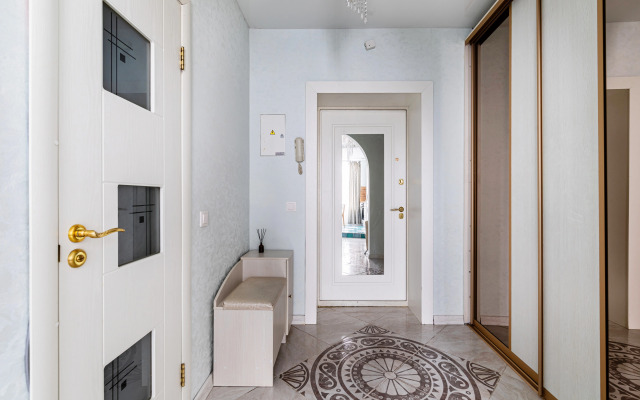 Studiya vo vnutrennem dvorike Baumana Flat