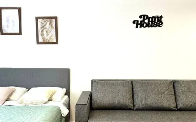 1 Na Grenaderskoy Flat