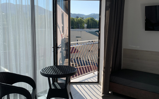 Ushakov Hotel