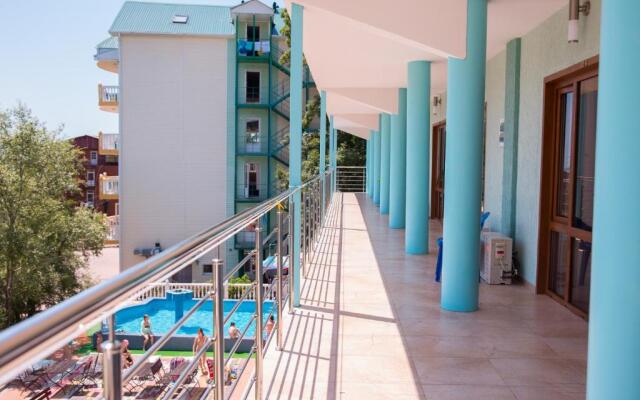 Mariya Hotel