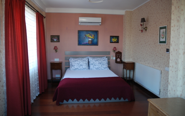 Lisola Guest house