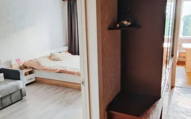 U Metro Leninskiy Pr. Flat