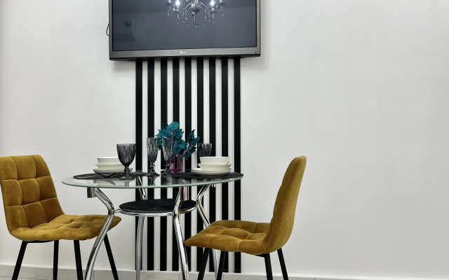 V Samom Serdtse Adlera Flat