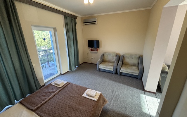 Borsaak Hotel