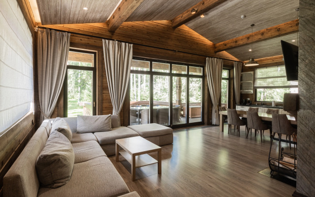 Okhta park Chalet