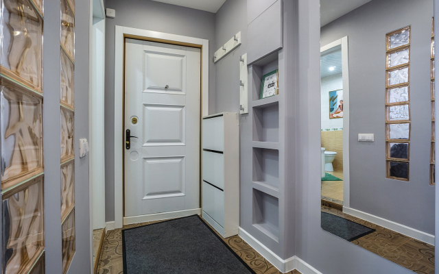 Квартира трехкомнатная Queenstay Остров мечты на Коломенской