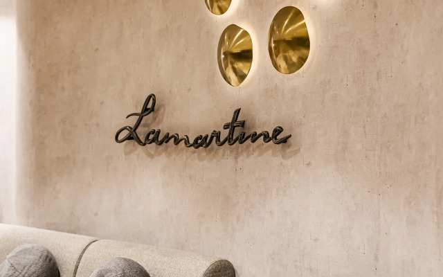 Lamartine Hotel