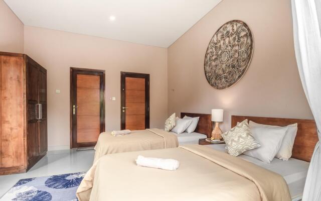 Blue Swing Villa