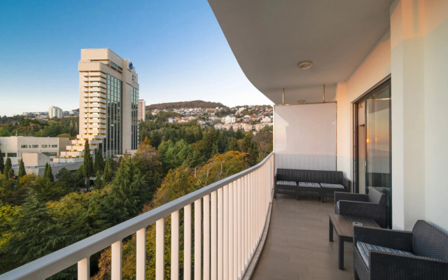 Ansi Akter Gelaksi Apartments