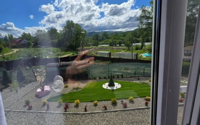 Частный дом у реки c видoм на гopы 4 Белая Дача