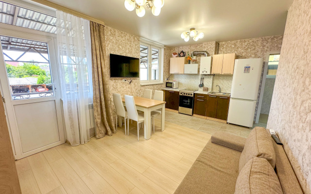 Kamerton Stilya Alfagid Apartments