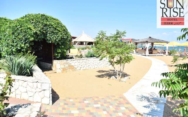 Отель Санрайз