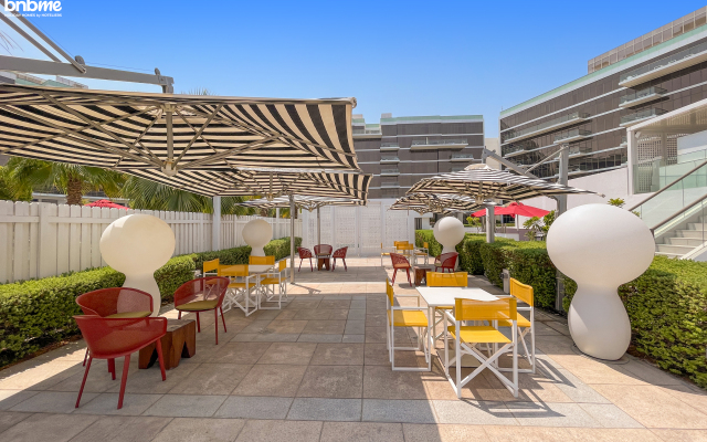 Апартаменты bnbmehomes | Lux Beachfront Getaway on Palm-20412