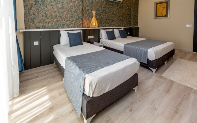 Der Inn Hotel