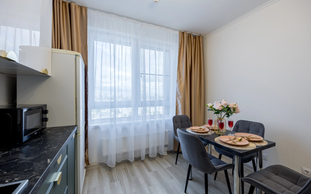 Квартира Уютная 2х комнатная у метро Нагорная