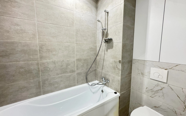 Krasivaya Chetyrekhmestnaya V Serdtse Sibiri Flat