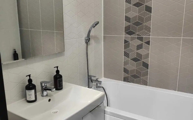 Na ulitse Shekspira 1k2 Flat