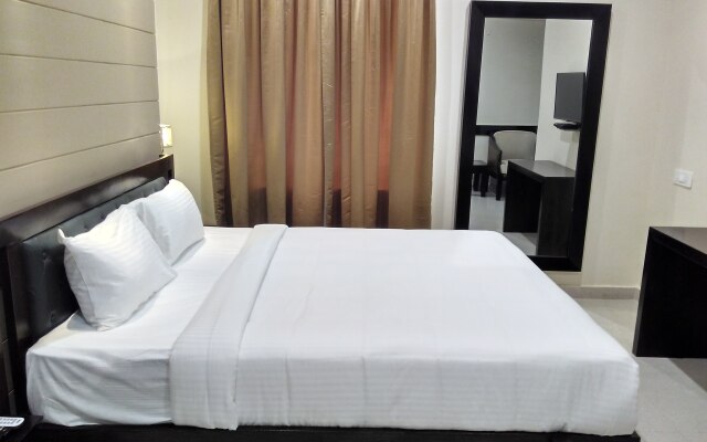 Hotel Raj Vista Suites & Convention