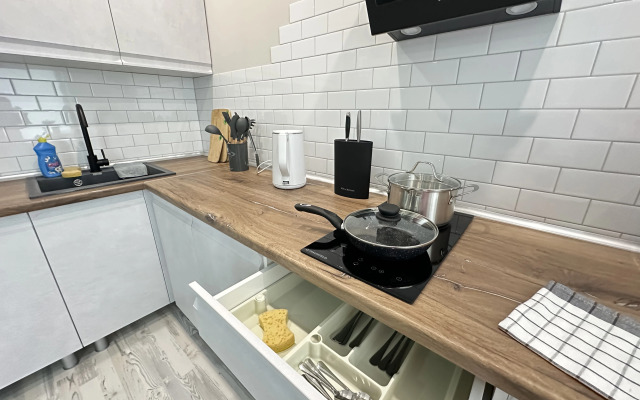 Апартаменты Современная Квартира-студия 32 кв.м. ул. Короленко д.7