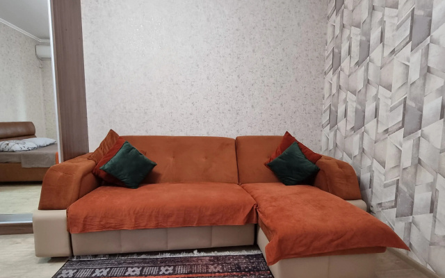 Kvartira u Hrama Zolotaa Obitel' Buddy Sak'amuni