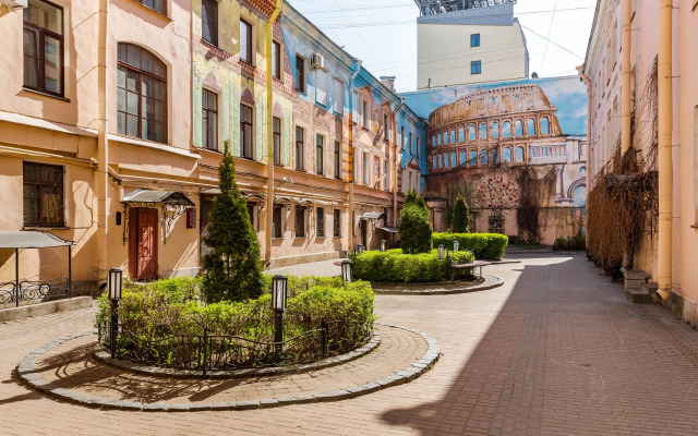HTH24 Italyanskaya 29/14 Apartments
