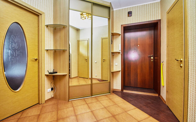 Квартира 2Комнатная Транспортная 7