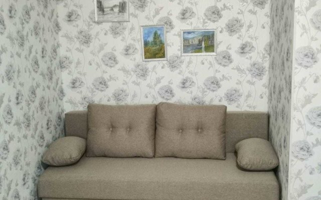 Na Ulitse Pionerskoy Flat