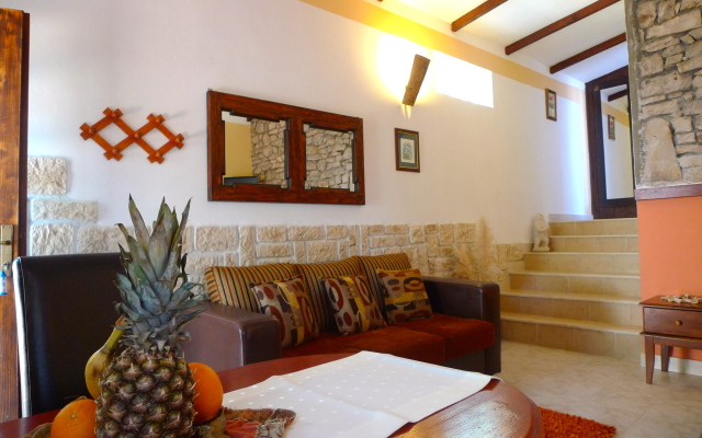 Stone House Poplat Villa