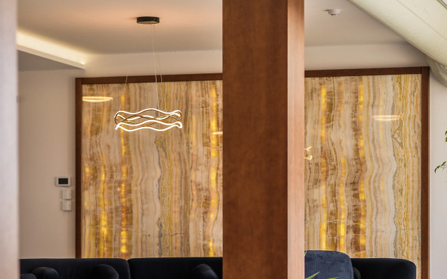 Отель Alexander Resort