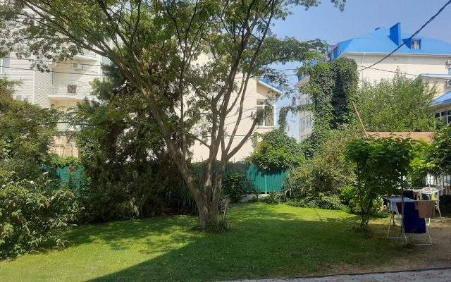 Na Pionerskom Prospekte 36/10 Guest house