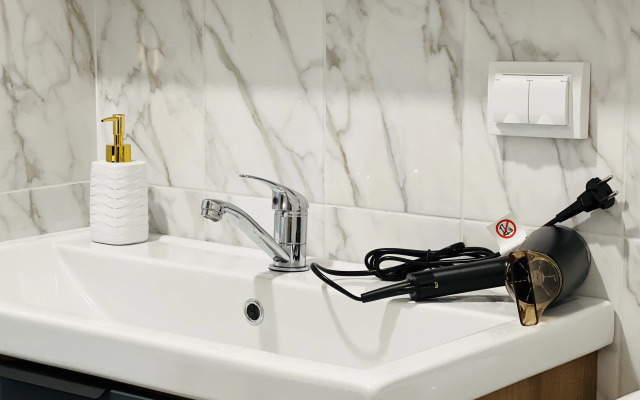 Квартира уютная роскошь возле аэропорта и ЭКСПО