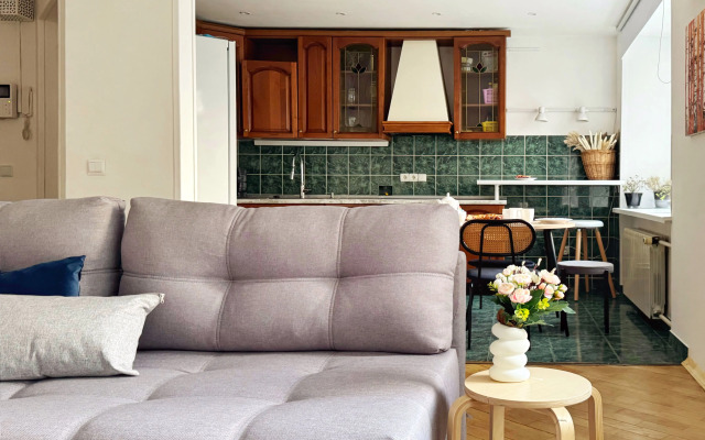 Квартира 3-комнатная в зеленом районе Москвы