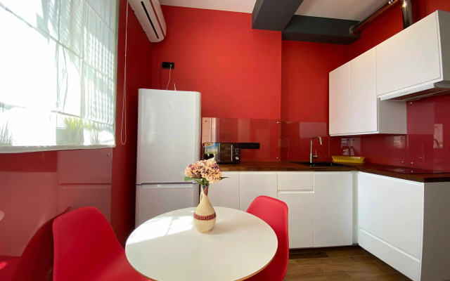 Zhk poseydon 632 Mamayka Vidovaya Studiya S Balkonom (Trustcontrol) Flat
