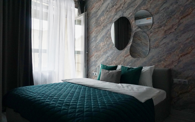 Квартира с Новым Ремонтом на Троих