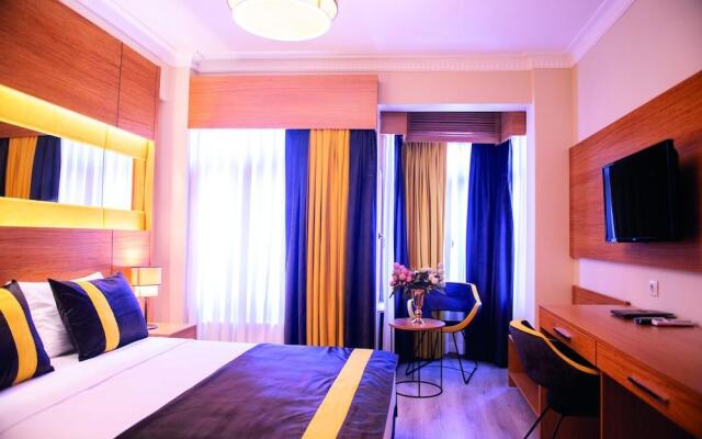 Отель Karamans Sirkeci Suites Hotel