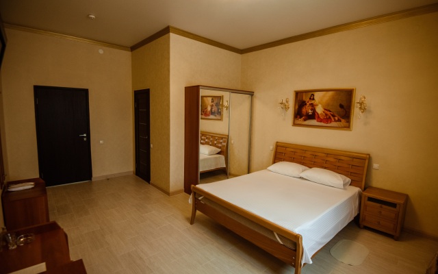 Dyuma Hotel