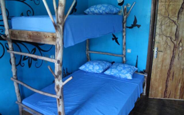 Annunaki 444 Guest House