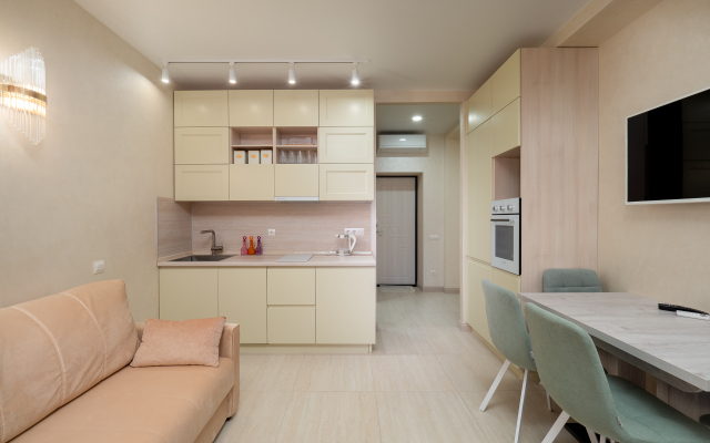U Morya S Basseinom V ZhK Solnechnyij apt43 Apartments