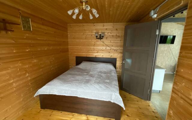 Dom U Vody S Bankoy Private House