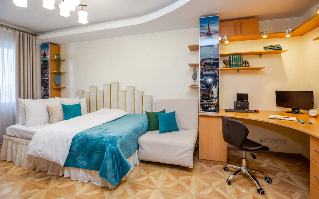 Metro Pushkinskaya Apartments