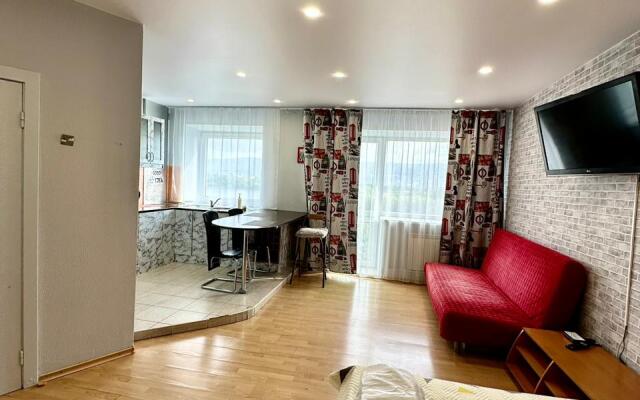 Апартаменты Дубровинского 104