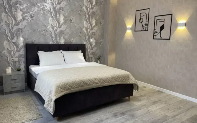 Апартаменты Квартира в центре города Пархоменко 8 а