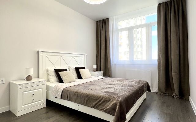 Dvukhkomnatnye Vozle ZhD I Naberezhnoy Apartments