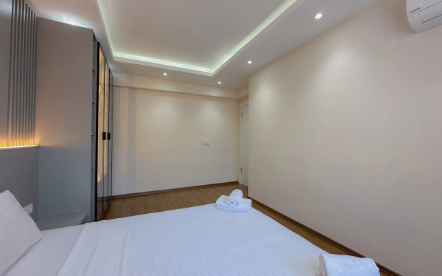 Апарт-отель Flower City Suits