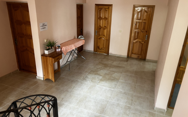 U Samogo Sinego Morya  Living Quarters