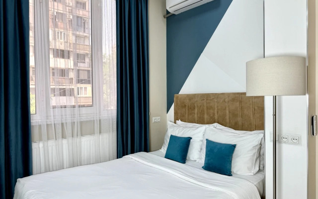 Stylish Apt 2 In City Center Apartments